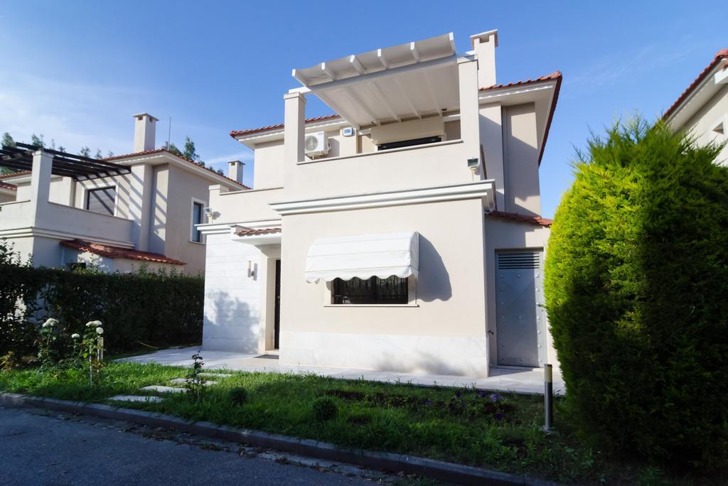 White Rose Villa Kриопиги Екстериор снимка
