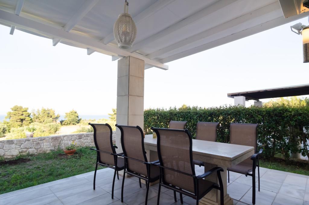 White Rose Villa Kриопиги Екстериор снимка