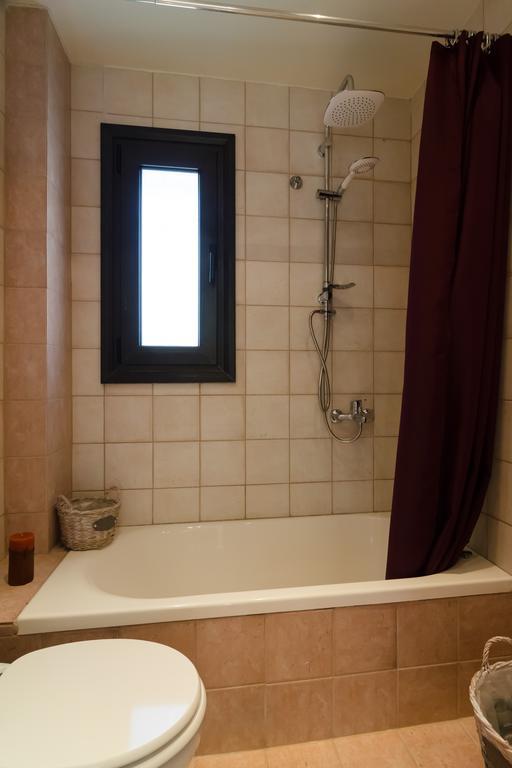 White Rose Villa Kриопиги Екстериор снимка