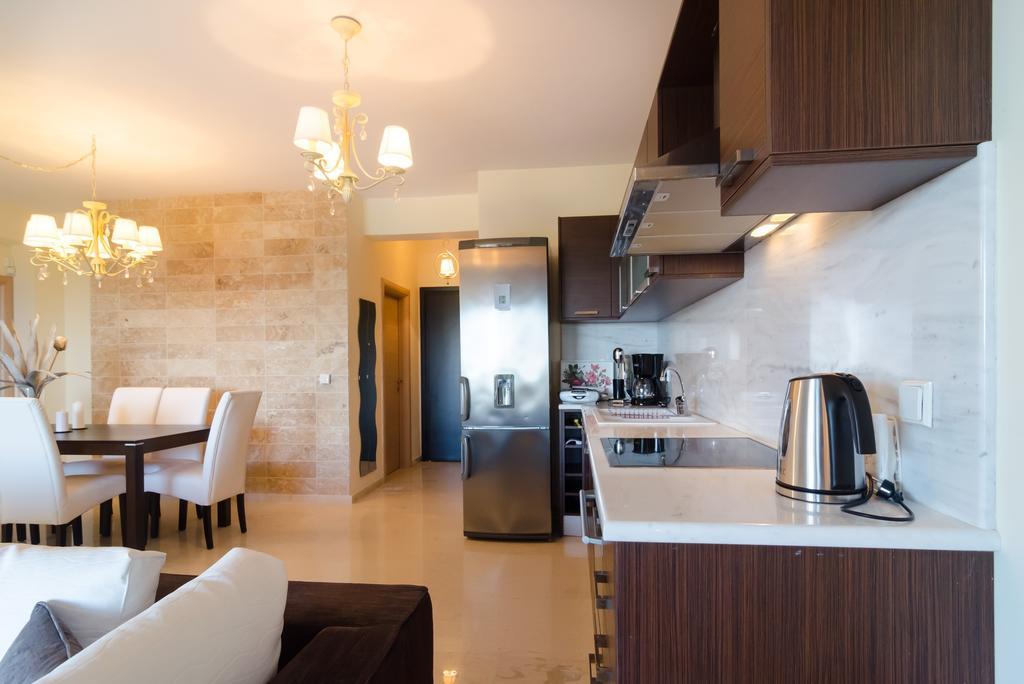 White Rose Villa Kриопиги Екстериор снимка